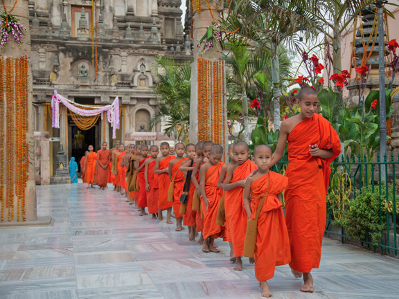 буддийские дети монахи