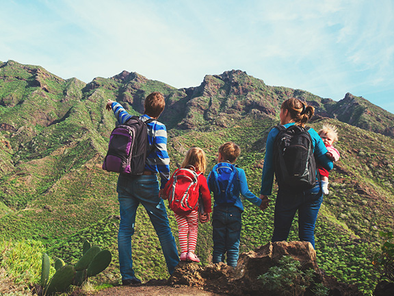 семья в горах