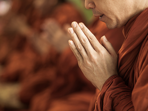 монах в намасте