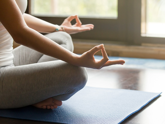 Йога - помогает выстоять