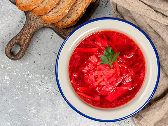 Свекольный суп с чечевицей