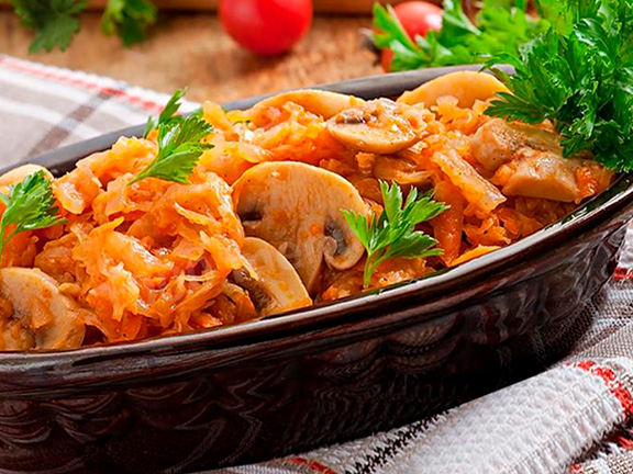 Капустная солянка с грибами