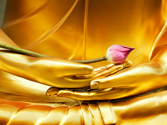 Джатака о бедной женщине, преподнесшей в дар материю