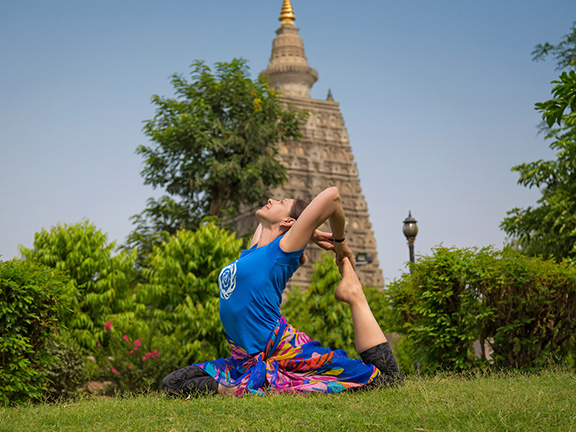 Сутра о Цветке Лотоса Чудесной Дхармы // Глава XI Видение драгоценной ступы