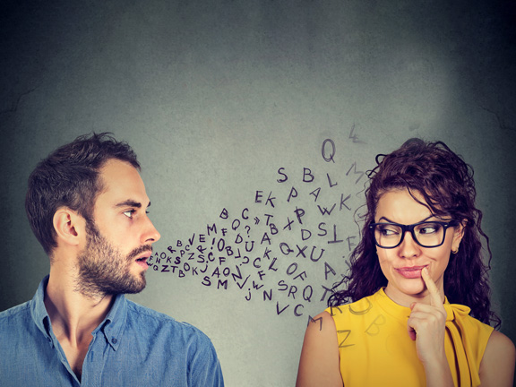 парень и девушка, парень говорит, разговор