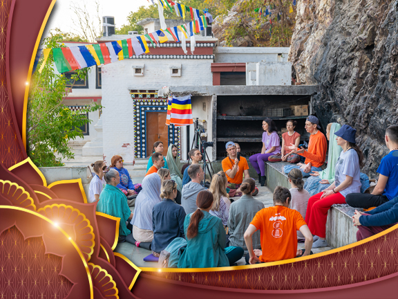 Часть 1. Сарнатх.  Бодхгая. Дерево Бодхи и храмовый комплекс Махабодхи. Пещера Махакала