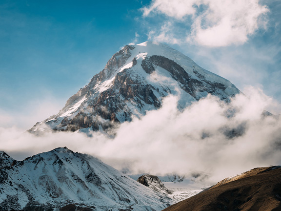 Йога-тур в горах Грузии, перезагрузка и медитация в Казбеги (Степанцминде) 20-27 июля 2026