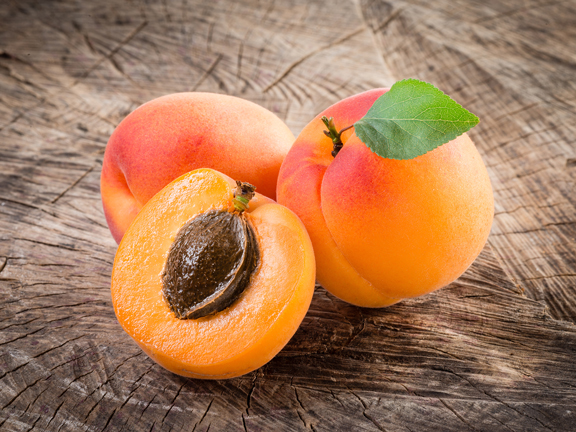 Польза абрикосов для здоровья человека