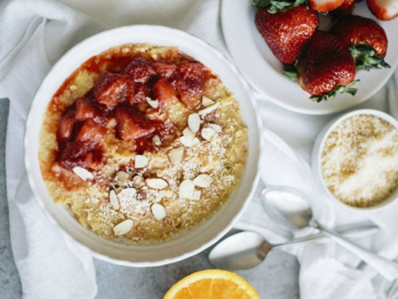 Клубничная кукурузная каша