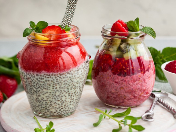 Чиа-пудинг с фруктами