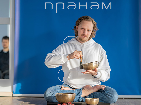 Семинар «Международный день йоги с клубом OUM.RU»