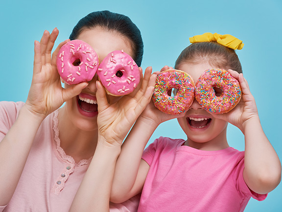 Как наших детей делают наркоманами