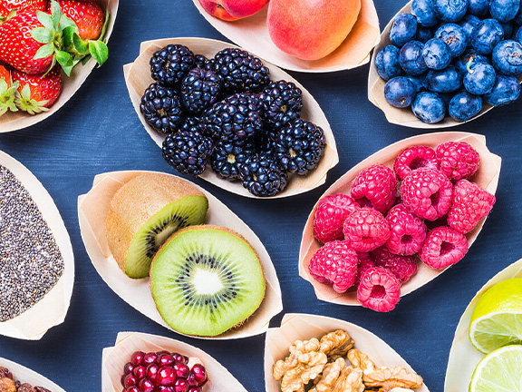 ягоды и фрукты