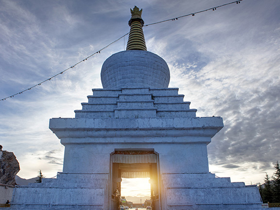 Дэлог: Путешествие за пределы смерти