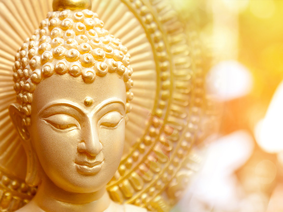 статуя будды шакьямуни