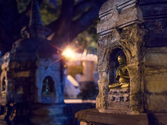 Учения Вималакирти. Глава 1. Магия сутры Махаяны