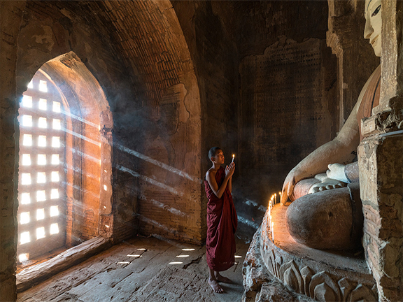 Джатака о юноше по имени Хламедок, или Божественный Цветок