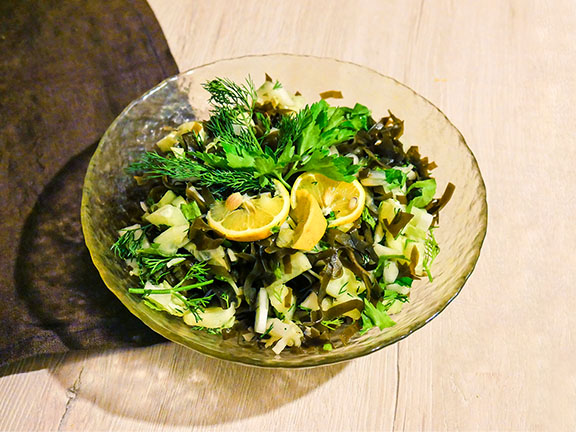 Салат из морской капусты
