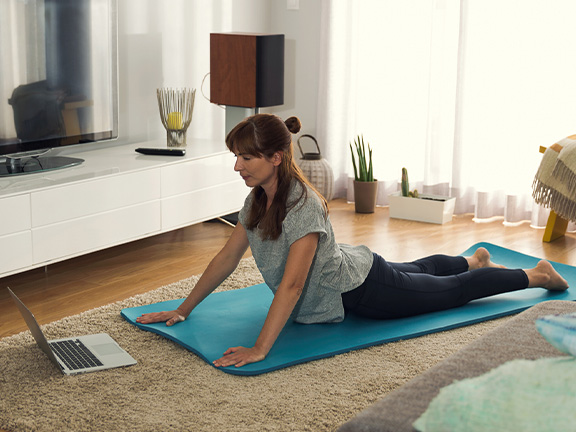 Йога-онлайн – спасение в повседневной суете