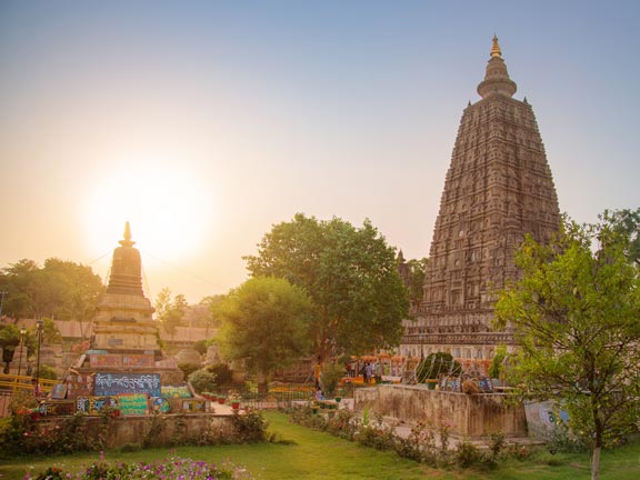 Чхапхассаятана сутта: Шесть сфер контакта