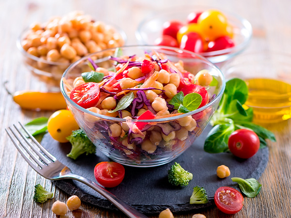 Салат с нутом