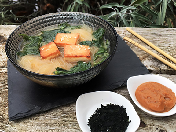 Суп мисо с лапшой 