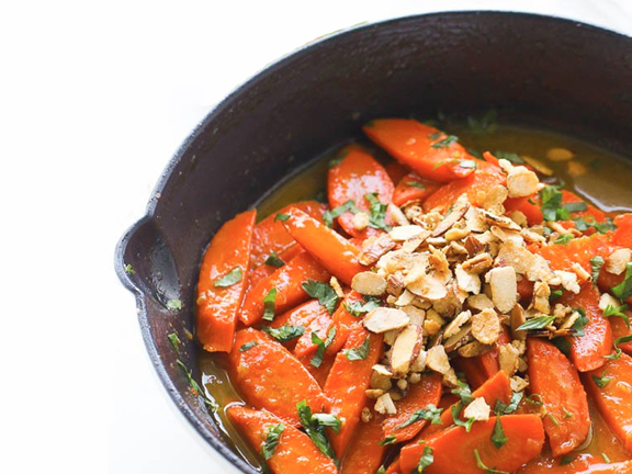 Морковь с ананасовым соусом