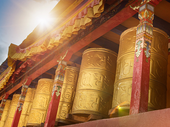 Ангуттара Никая III.39 Сукхамала сутта. Роскошь