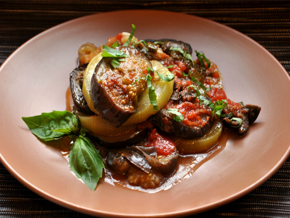 Баклажаны и цуккини по-болонски