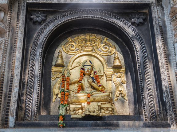 Джатака о домохозяине по имени Данцила