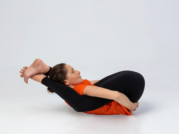 Йоганидрасана