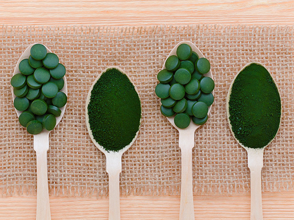 Хлорелла: полезные свойства, применение, противопоказания