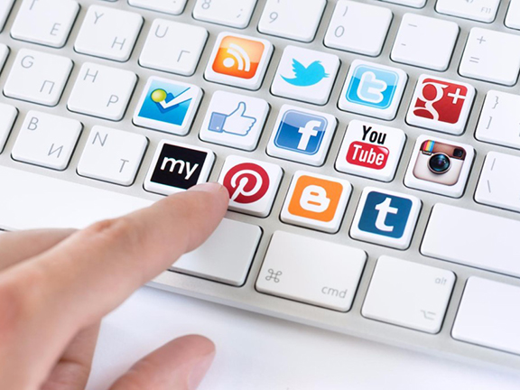 Несколько фактов о том, как соц.сети влияют на ваше поведение