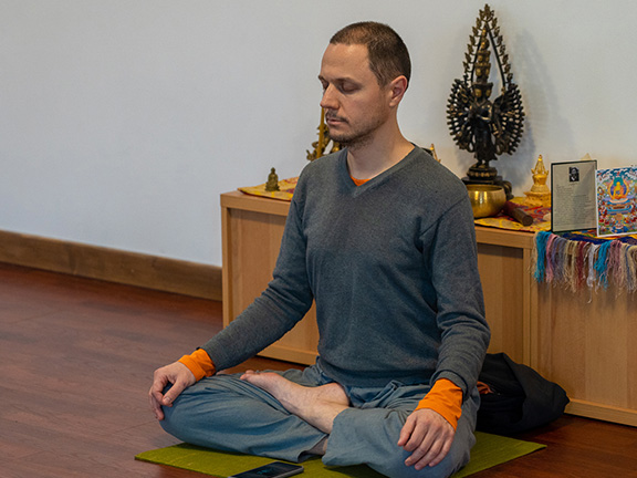 Наедине с собой (ретрит)