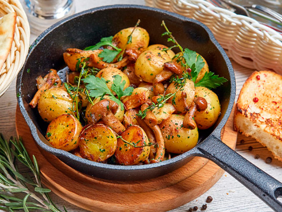 Картофель с опятами