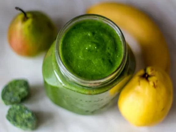 Айвовый зелёный коктейль