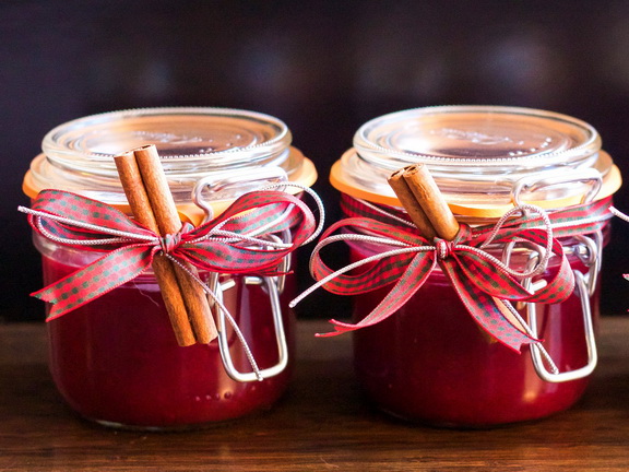 варенье в банке