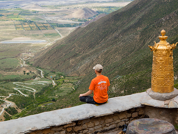 Основные трудности при медитации для новичка: боль в ногах