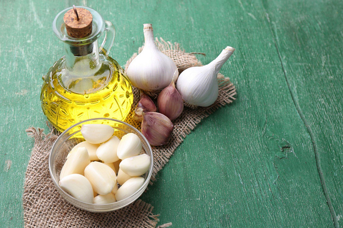 Чеснок фото, зубчики чеснока, масло