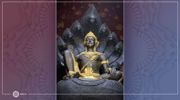 вишну восседает на шеше