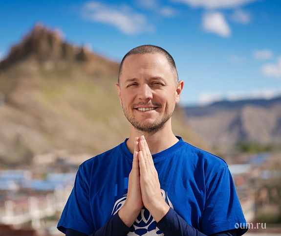 Александр Дувалин