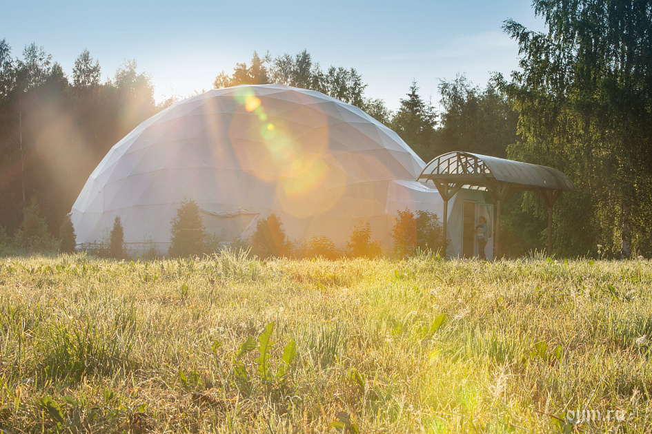 купольный дом, солнце