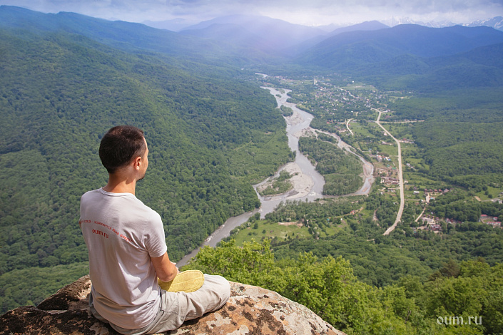 Александр Дувалин