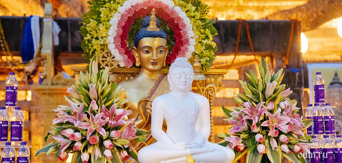 Буддха вандана сутта: Восхваление Будды