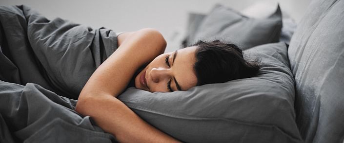 Йога перед сном: 5 асан йоги для здорового сна