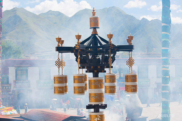 барабаны, горы