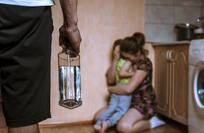 домашнее насилие, алкоголь в семье