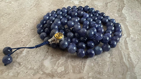 Чётки из кианита природного «Ваджрадхара Будда» (Держатель молнии)