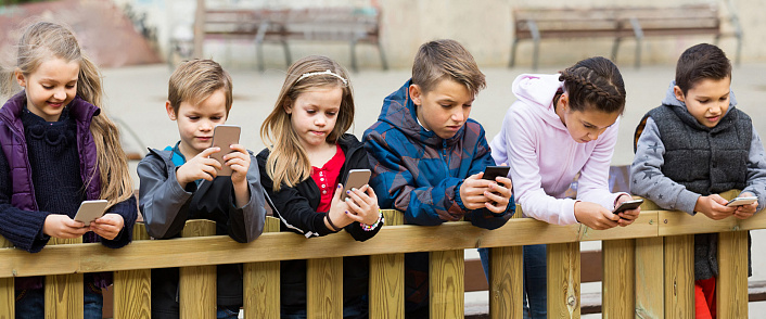 Гаджет-зависимость и почему Стив Джобс запрещал своим детям айфоны