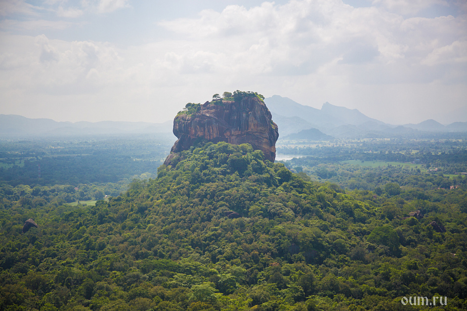 Мистическая скала Сигирия фото